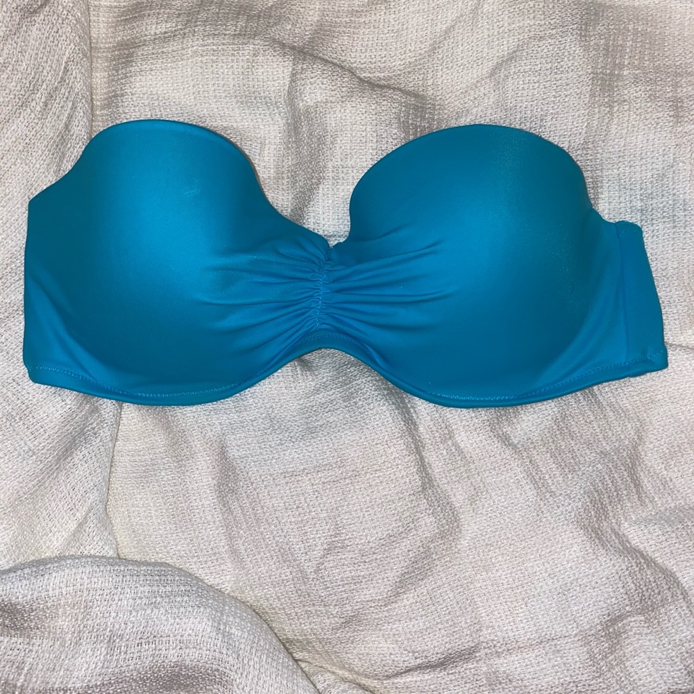 VS Strapless Swimsuit Top